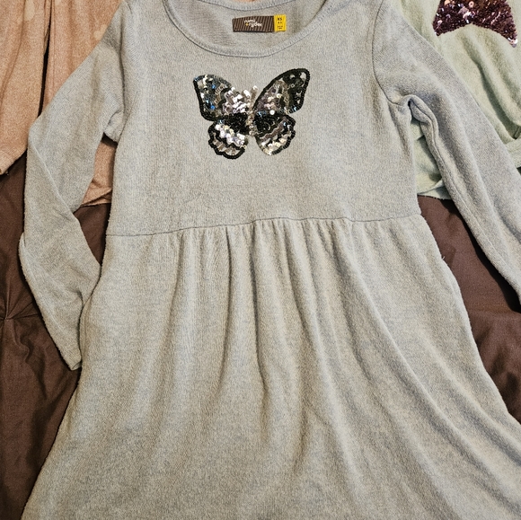 Girls Clothes - Picture 2 of 6